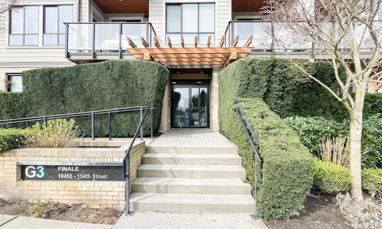 207-10455 154 Street