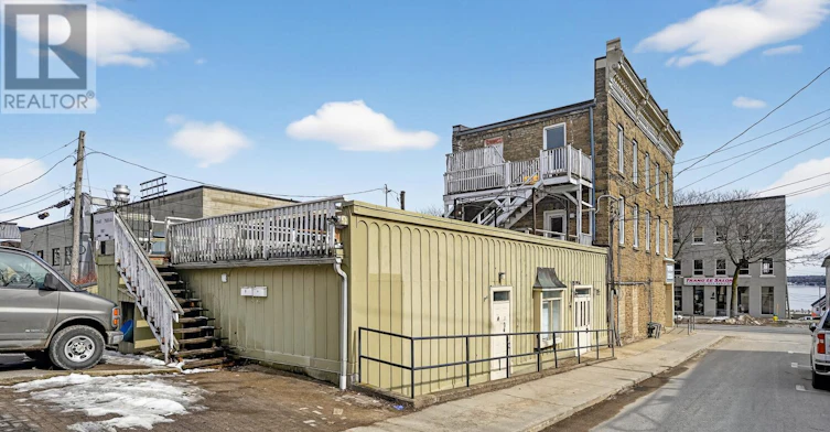 2-42 King Street E, Brockville, ON, K6V 1B1 - 12