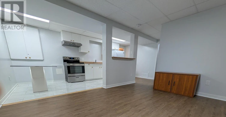 31 Buchanan Street, Barrie, ON, L4M 6B5 - 2
