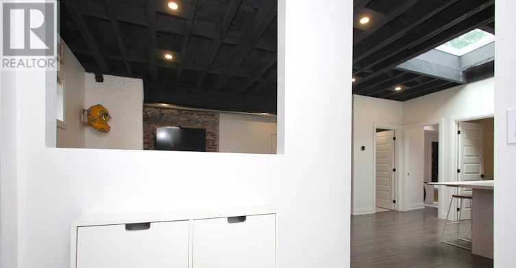 1233 Dundas Street E, Toronto, ON, M4M 1S4 - 23