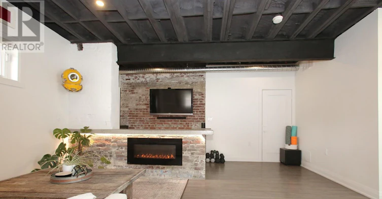 1233 Dundas Street E, Toronto, ON, M4M 1S4 - 7