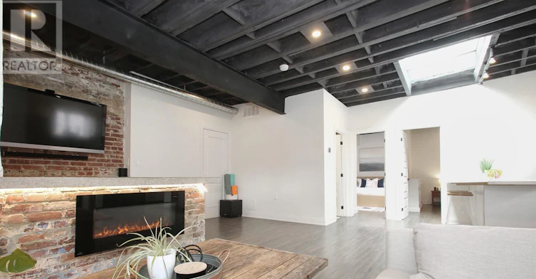 1233 Dundas Street E, Toronto, ON, M4M 1S4 - 11