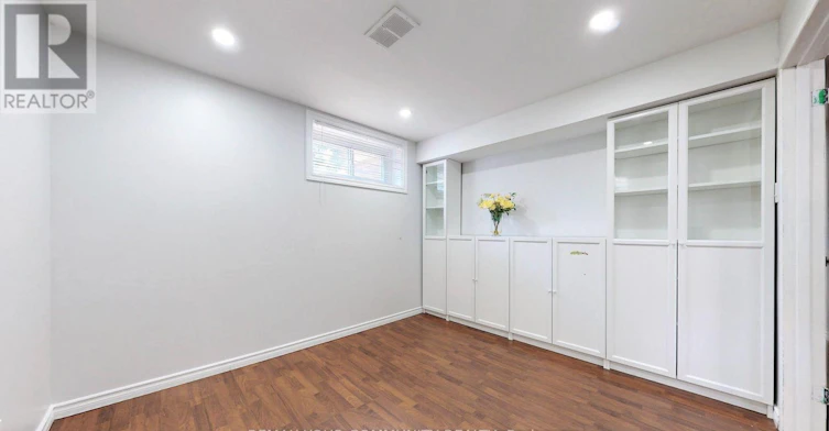 BSMT-41 Shropshire Drive, Toronto, ON, M1P 1Y8 - 14