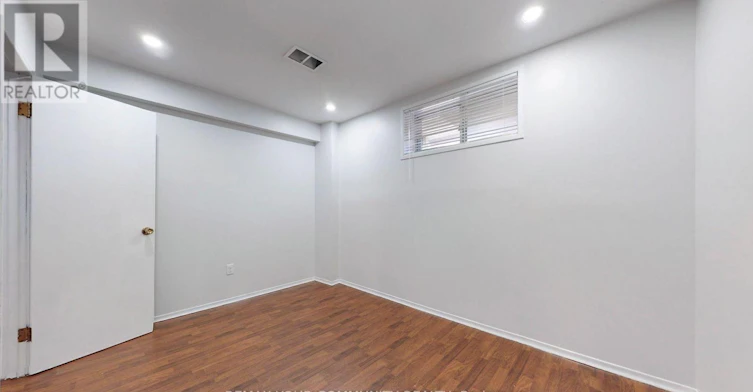 BSMT-41 Shropshire Drive, Toronto, ON, M1P 1Y8 - 16