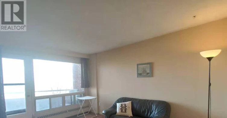 501-20 Chesterton Drive, Ottawa, ON, K2E 6Z7 - 2