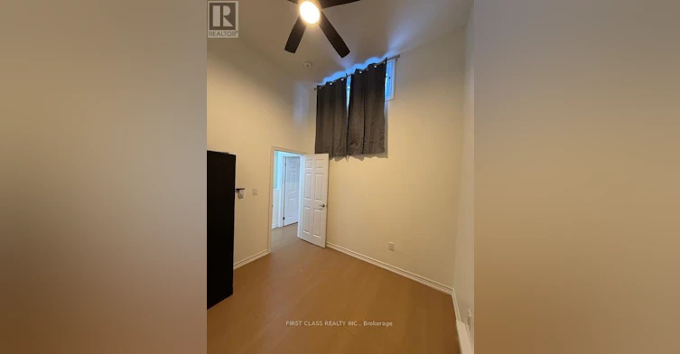 404 Queen Street W, Toronto, ON, M5V 2A6 - 4