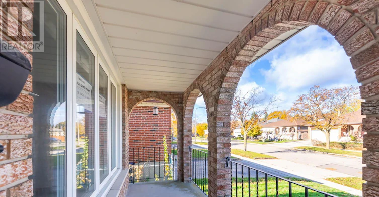 MAIN-15 Riant Street, Toronto, ON, M1M 3S8 - 23