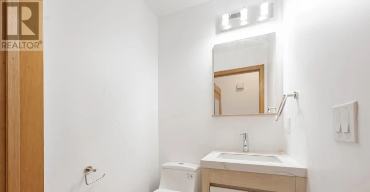 MAIN-15 Riant Street, Toronto, ON, M1M 3S8 - 10