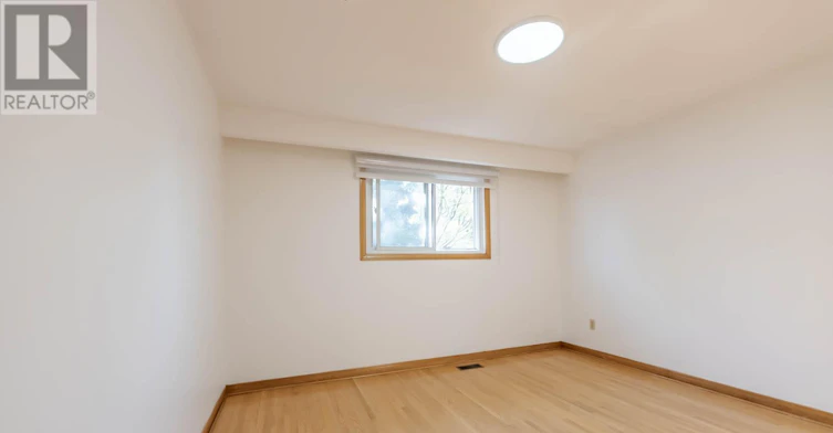 MAIN-15 Riant Street, Toronto, ON, M1M 3S8 - 19
