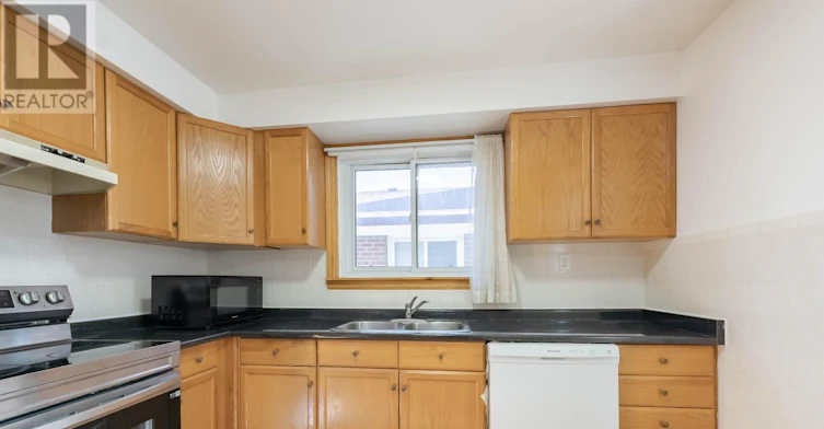 MAIN-15 Riant Street, Toronto, ON, M1M 3S8 - 7