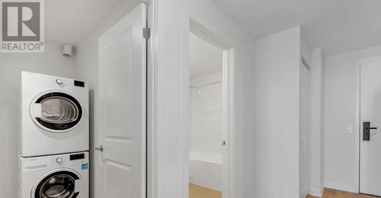 303-192 Bronson Avenue, Ottawa, ON, K1R 0E7 - 10