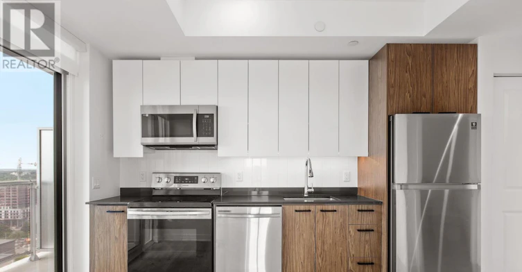 604-192 Bronson Avenue, Ottawa, ON, K1R 0E7 - 4