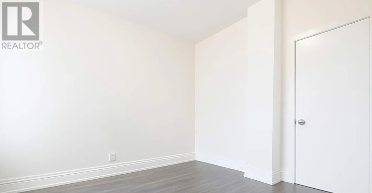 MAIN-207 Gamble Avenue, Toronto, ON, M4J 2P4 - 7