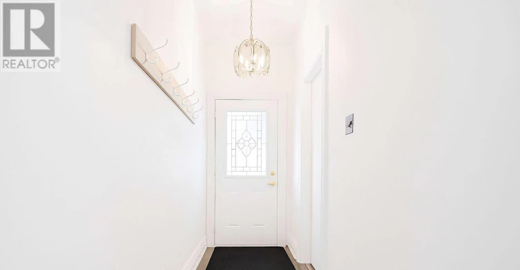 MAIN-207 Gamble Avenue, Toronto, ON, M4J 2P4 - 13