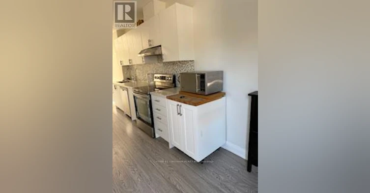 2ND FL-2615 Yonge Street, Toronto, ON, M4P 2J1 - 3