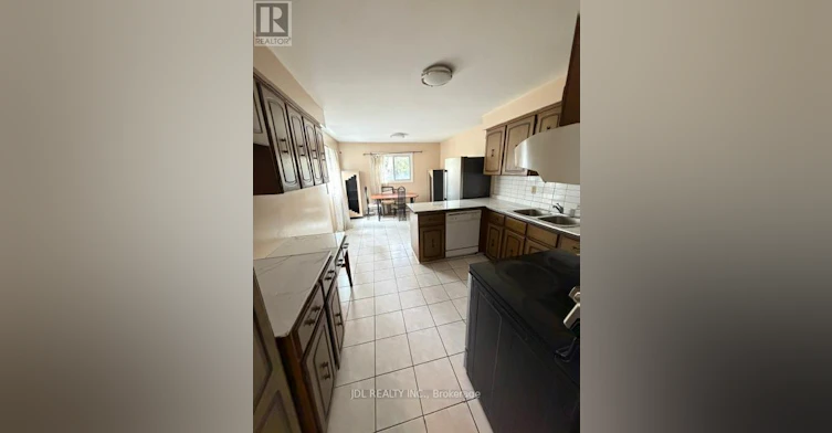 28 Harringay Crescent, Toronto, ON, M1W 1Z3 - 10