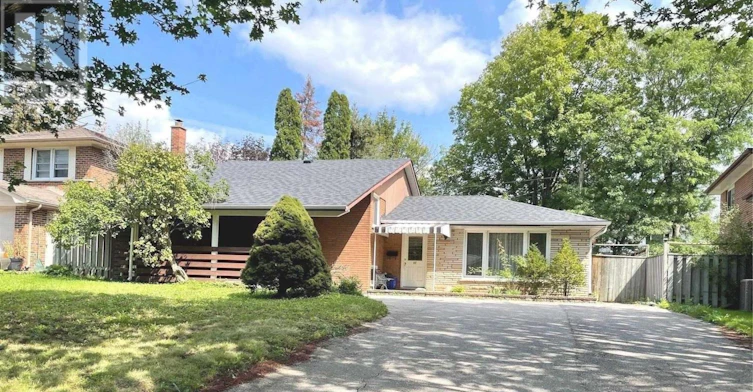 17 Valleycrest Avenue, Markham, ON, L3P 1H6