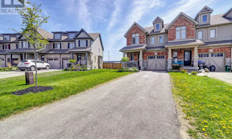 187 Hutchinson Dr, New Tecumseth