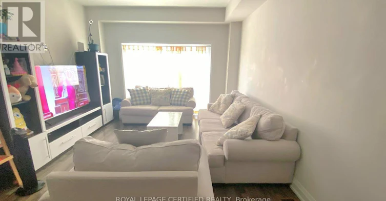 ROOM 1-1762A Lawrence Avenue W, Toronto, ON, M6L 0A3 - 3