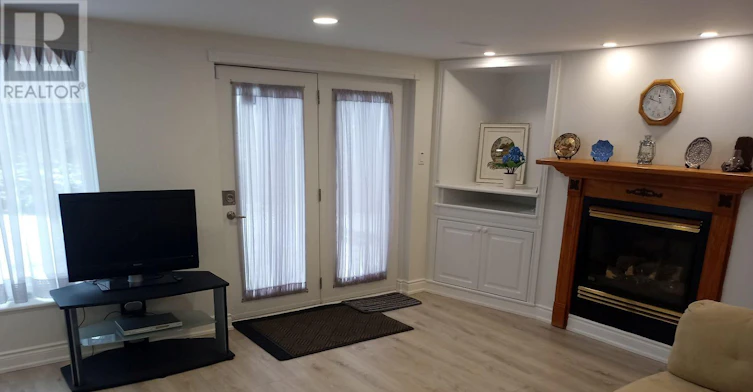 BSMT-100 Grandview Avenue, Markham, ON, L3T 1H6 - 7