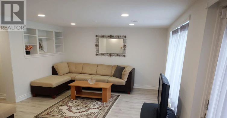 BSMT-100 Grandview Avenue, Markham, ON, L3T 1H6 - 3