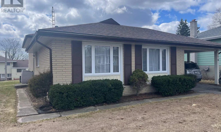 16 Belvedere Road