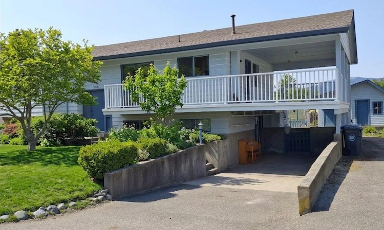 338 Beach Drive