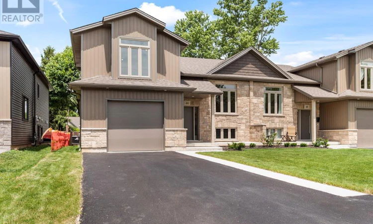 44 Topham Boulevard