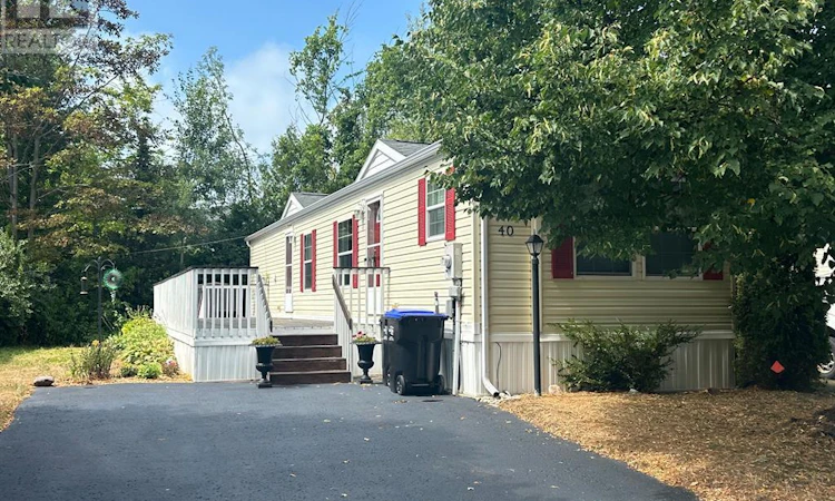 40 Georgian Glen Drive