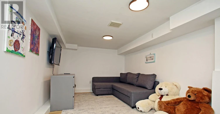 153 Collier Street, Toronto, ON, M4W 1M2 - 24