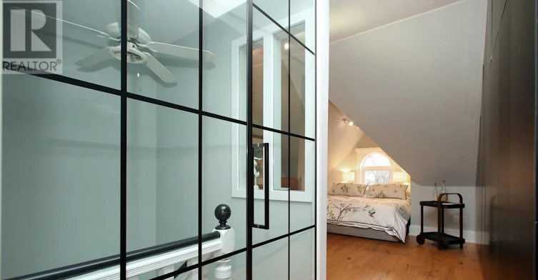 153 Collier Street, Toronto, ON, M4W 1M2 - 17