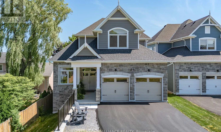 16 Twelve Trees Court