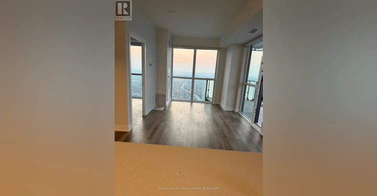 4911-430 Square One Drive, Mississauga, ON, L5B 0L6 - 4