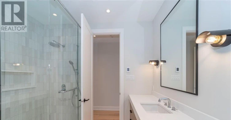 17 Trailway Circle, Ottawa, ON, K2S 1B9 - 19