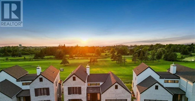 17 Trailway Circle, Ottawa, ON, K2S 1B9 - 2
