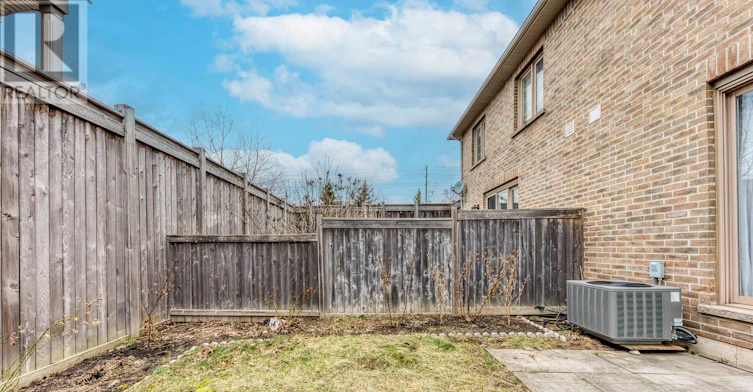 2319 Stone Glen Crescent, Oakville, ON, L6M 0C9 - 39