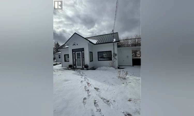 14 Churchill Avenue