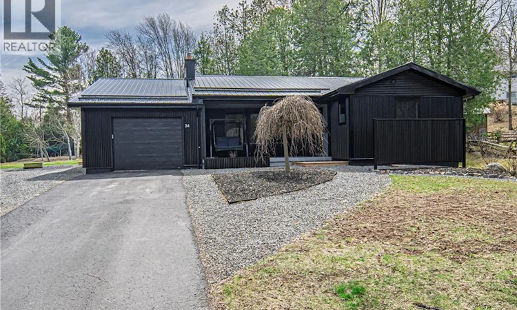 34 Simcoe Court