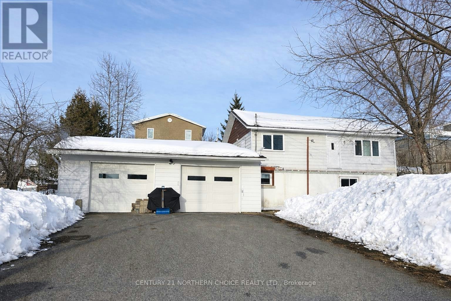 6 Pine Crescent, Red Lake, ON, P0V 2M0