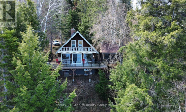 1038 Broken Paddle Road