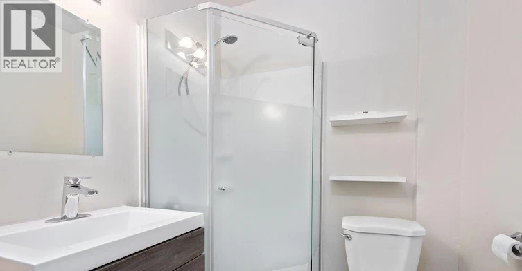 UPPER-1567 Cataraqui Street, Windsor, ON, N9A 3R4 - 6