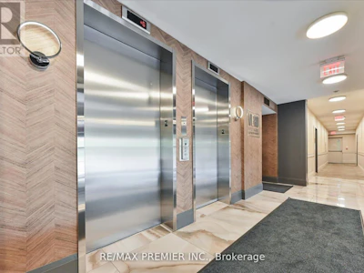 513-8302 Islington Avenue - 4