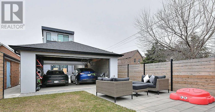 613 Harvie Avenue, Toronto, ON, M6E 4M4 - 34