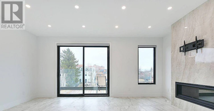 613 Harvie Avenue, Toronto, ON, M6E 4M4 - 21
