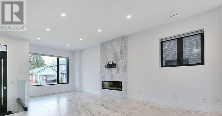 613 Harvie Avenue, Toronto, ON, M6E 4M4 - 6