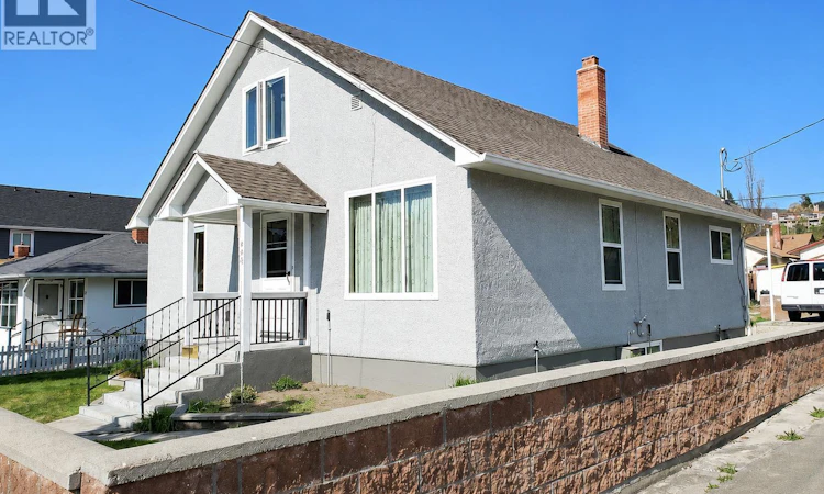 498 Braid Street