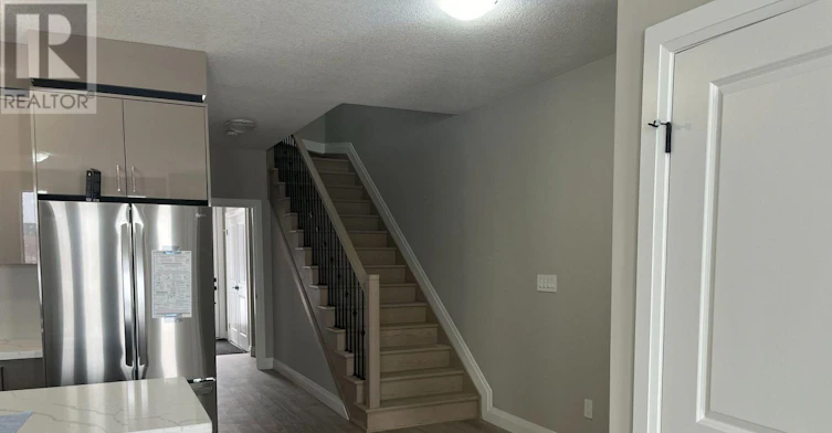 16 Keystone Trail, Welland, ON, L3B 0N8 - 7
