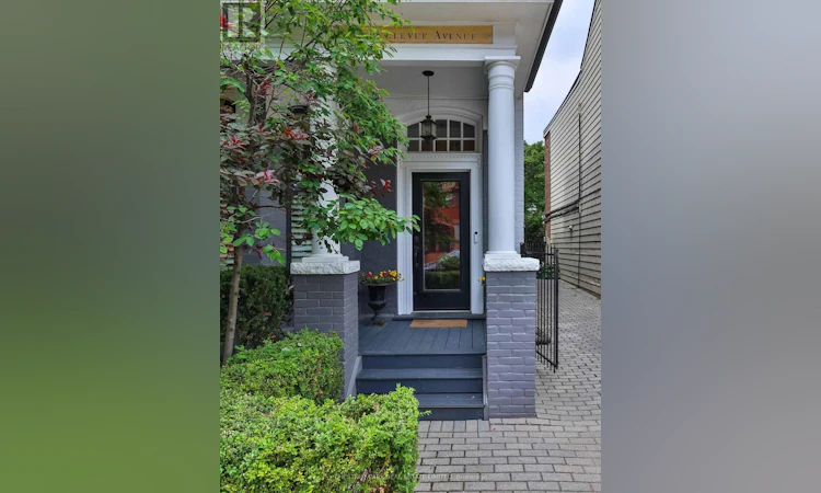 82 Bellevue Avenue