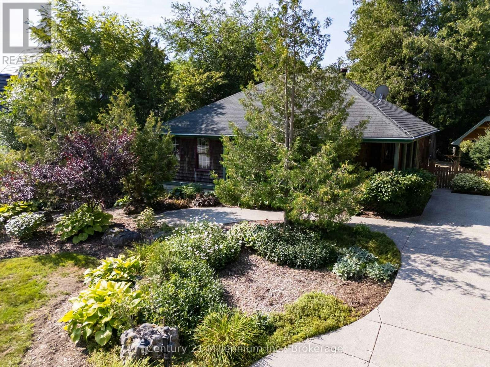 203 Summerhill Road, Saugeen Shores, ON, N0H 2L0