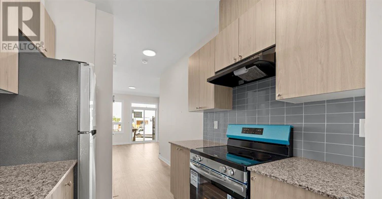 243 Lamarche Avenue, Ottawa, ON, K1W 0M5 - 5